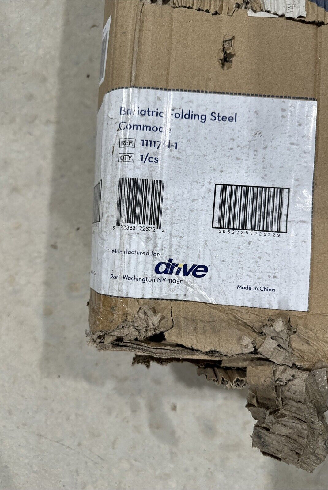 Drive Medical 11117N-1 Bariatric Commode Chair for Toilet with Arms, Gray