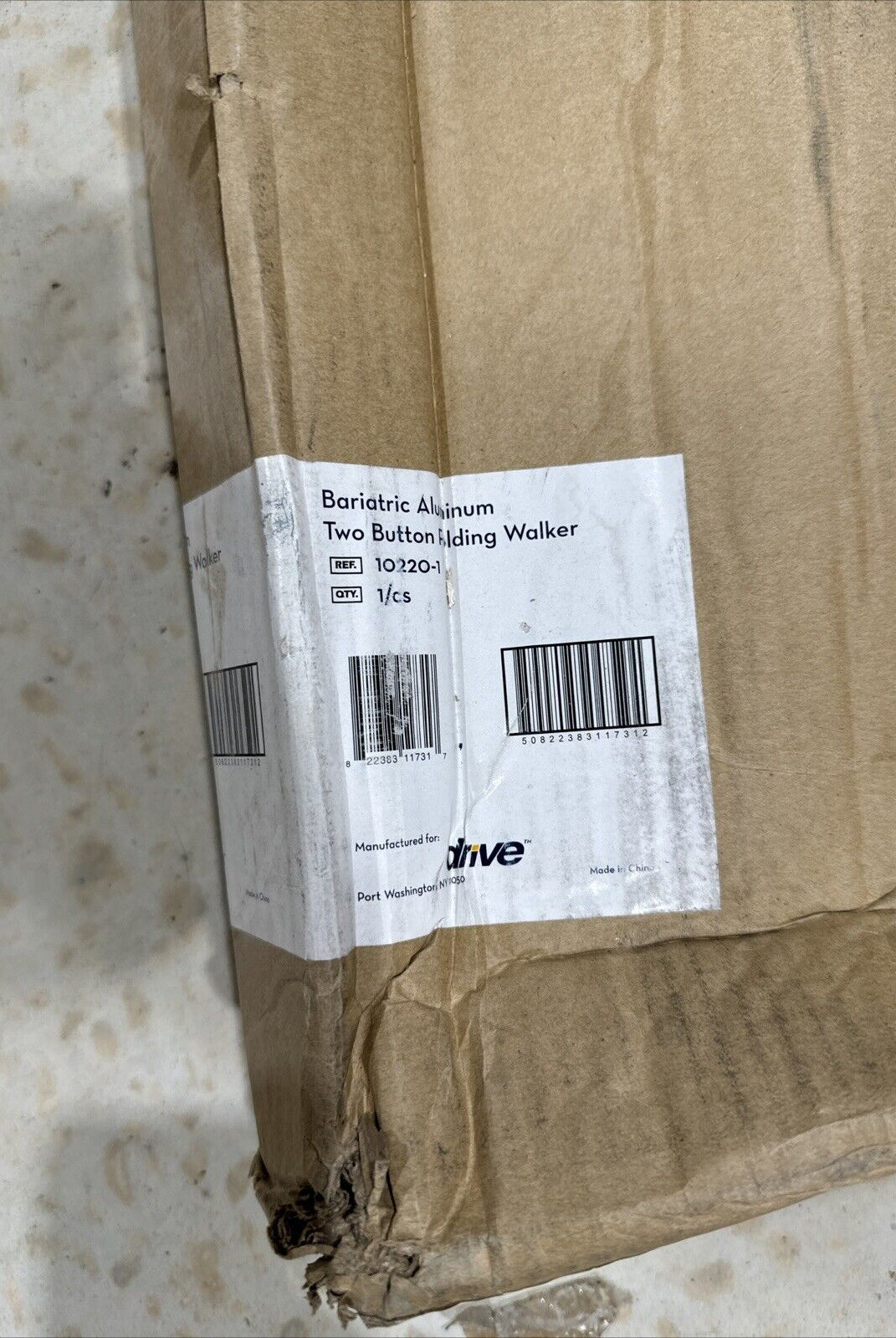 Drive Medical 10220-1 Heavy Duty Bariatric Two Button Folding Walker