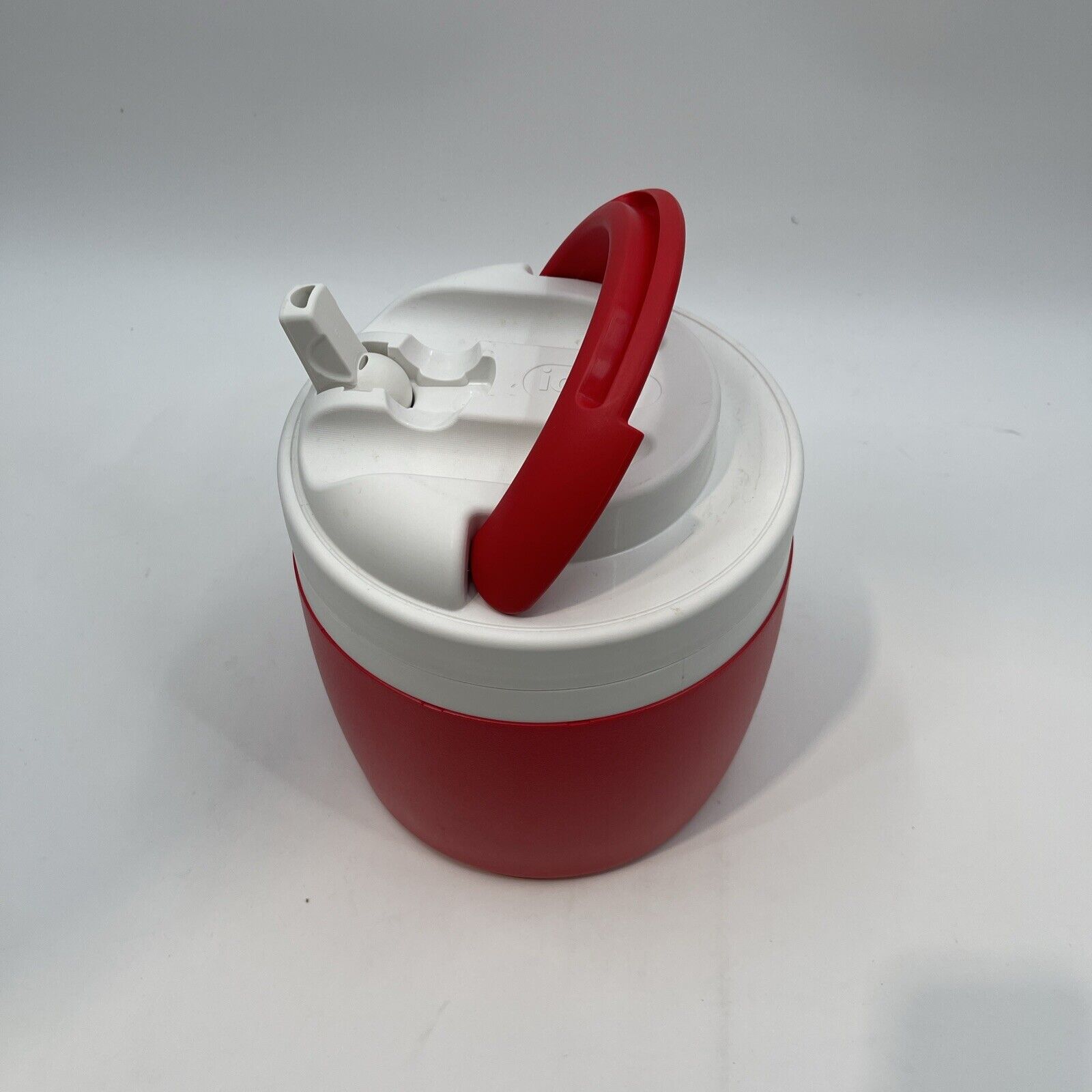 Igloo Elite Vintage 1 Gallon Water Jug Insulated Cooler Thermos Red/White