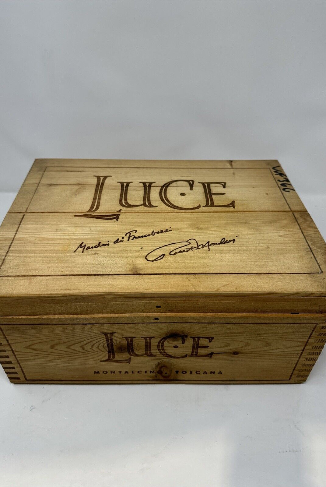 Luce Winery 6 Bottle Wooden Wine Box (Empty) Ships Fast