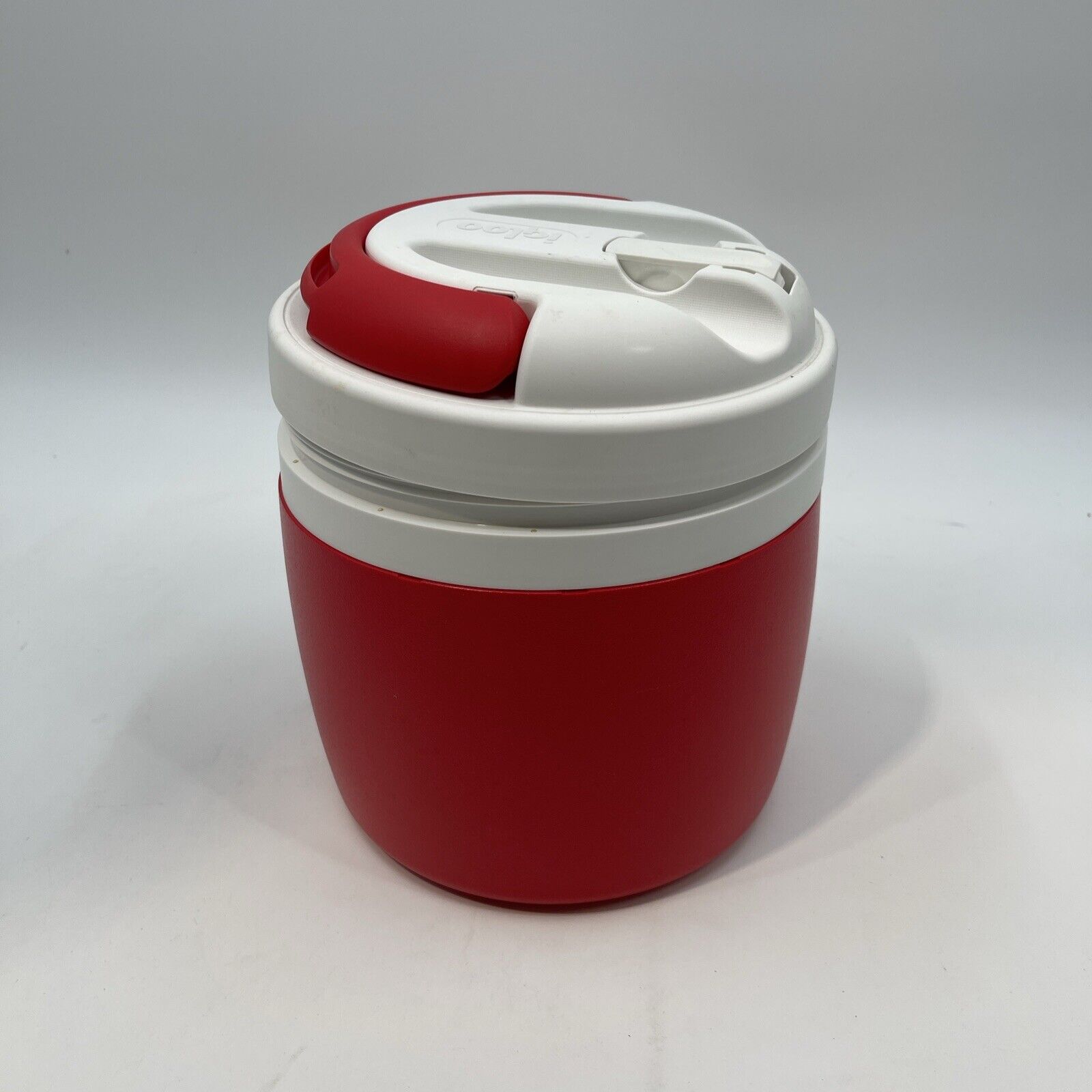 Igloo Elite Vintage 1 Gallon Water Jug Insulated Cooler Thermos Red/White 