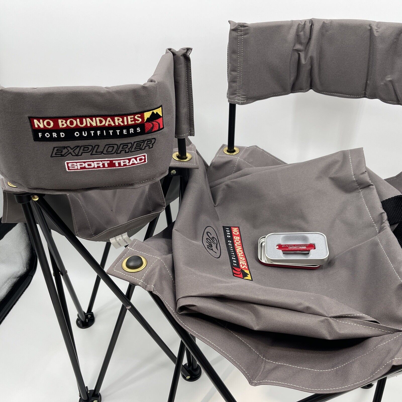 BRAND NEW FORD Outfitters No Boundaries Explorer Sport Trac Folding Camp Chairs