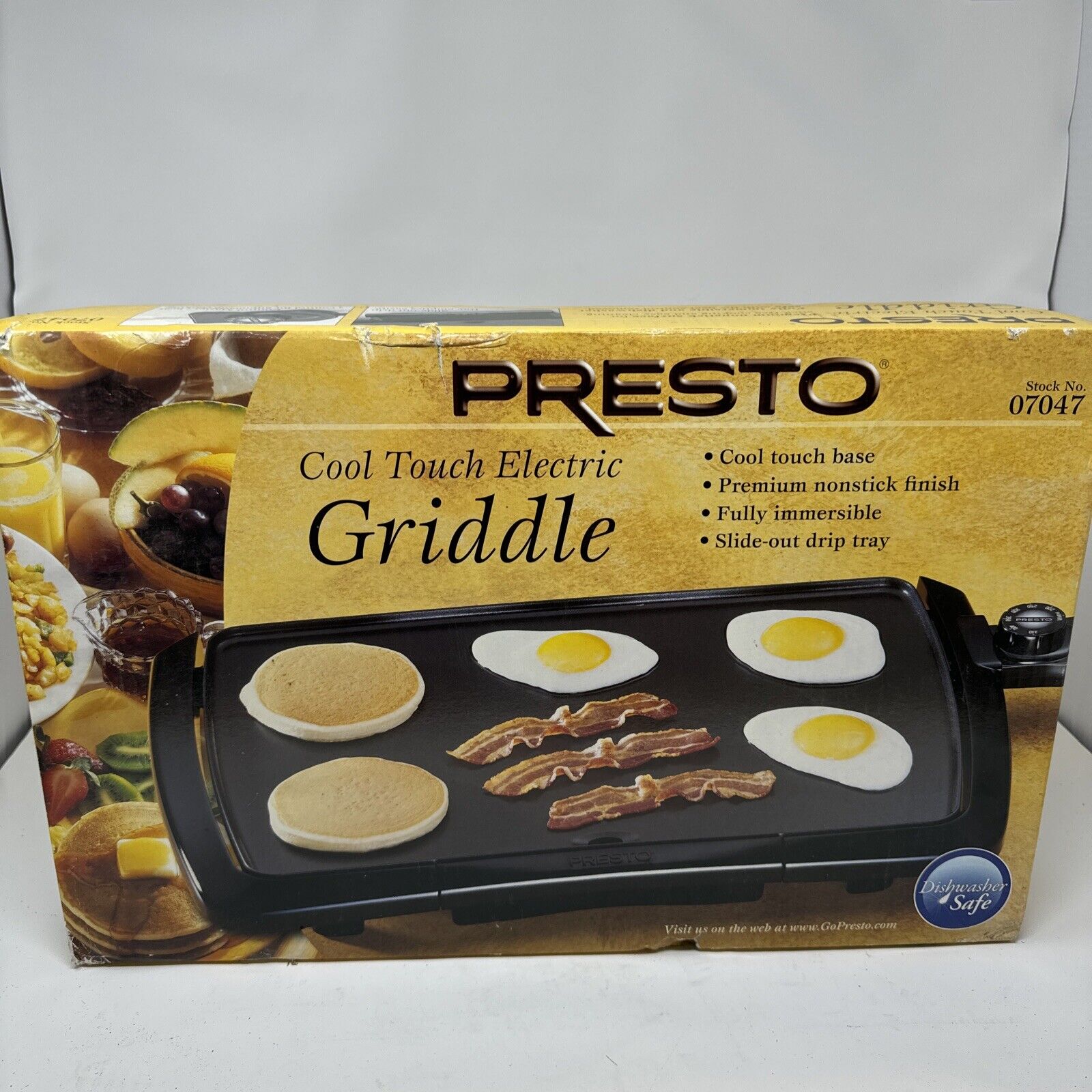 Presto 07047 1300 Watts 10.5 x 16 Inch Non-Stick Cool Touch Electric Griddle