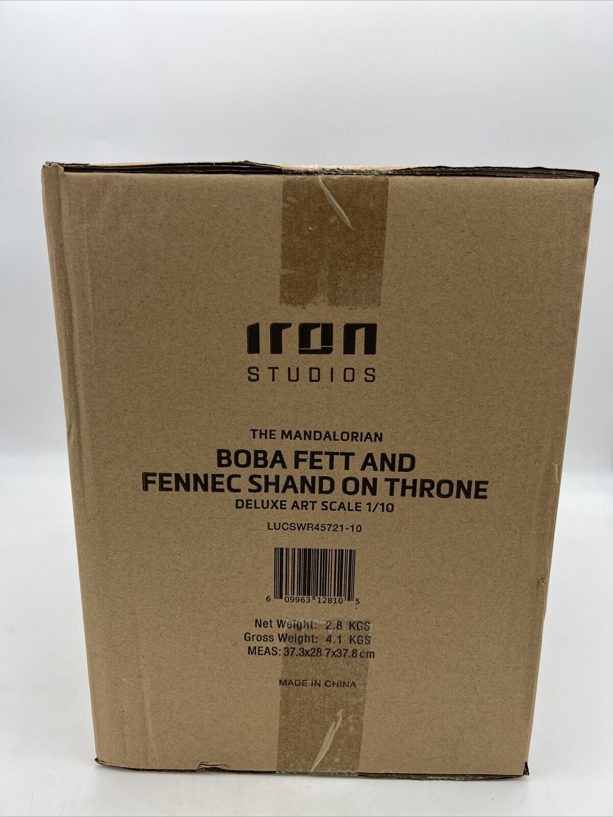 Boba Fett and Fennec Shand on Throne Deluxe 1/10 Scale Statue by Iron Studios