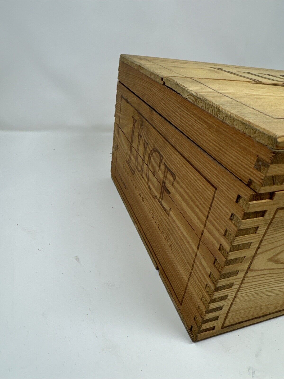 Luce Winery 6 Bottle Wooden Wine Box (Empty) Ships Fast